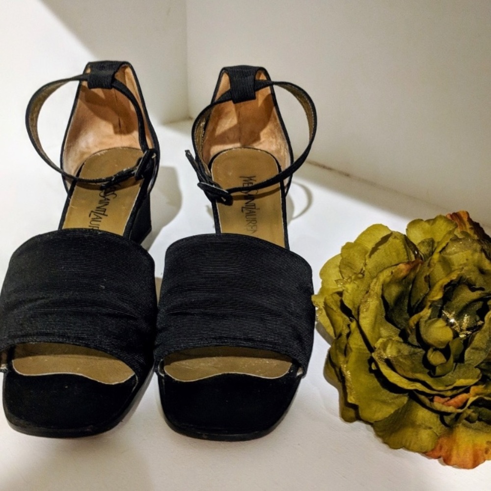 Yves Saint Laurent Black Heels Size 10